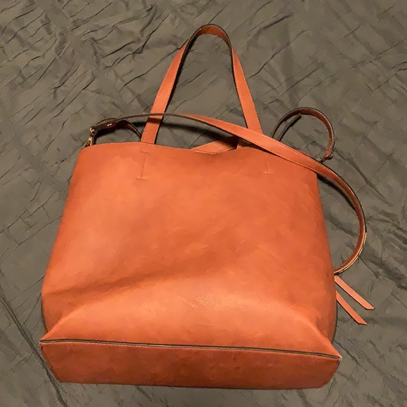 Tote - Picture 2 of 2